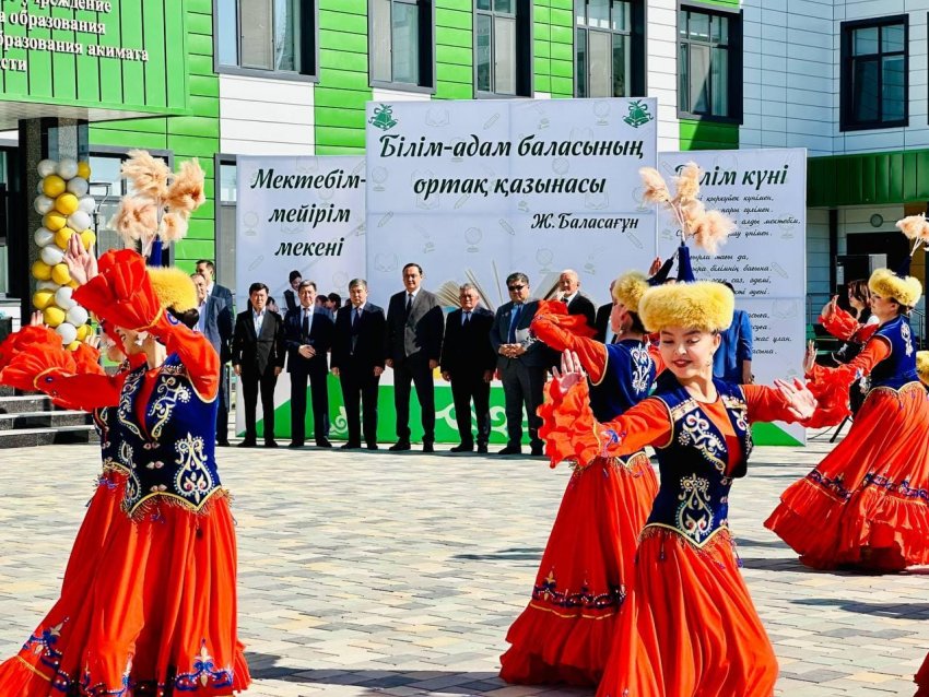 «Жайлы мектеп» ұлттық жобасы аясында  Байзақ ауданы Сарыкемер ауылындағы №7 орта мектебі балалар игілігіне берілді.